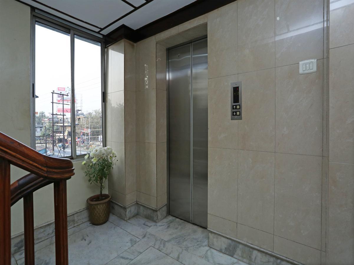 Hotel Amrit Regency Guwahati Ngoại thất bức ảnh